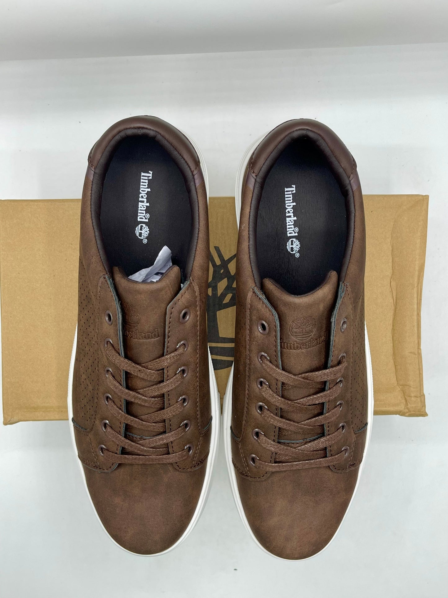 Timberland sneakers Amazon lot stock