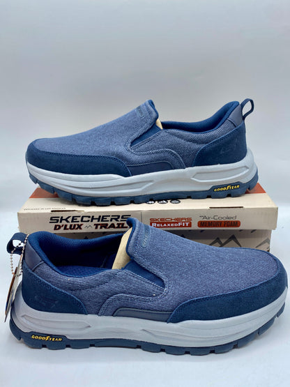 Skechers