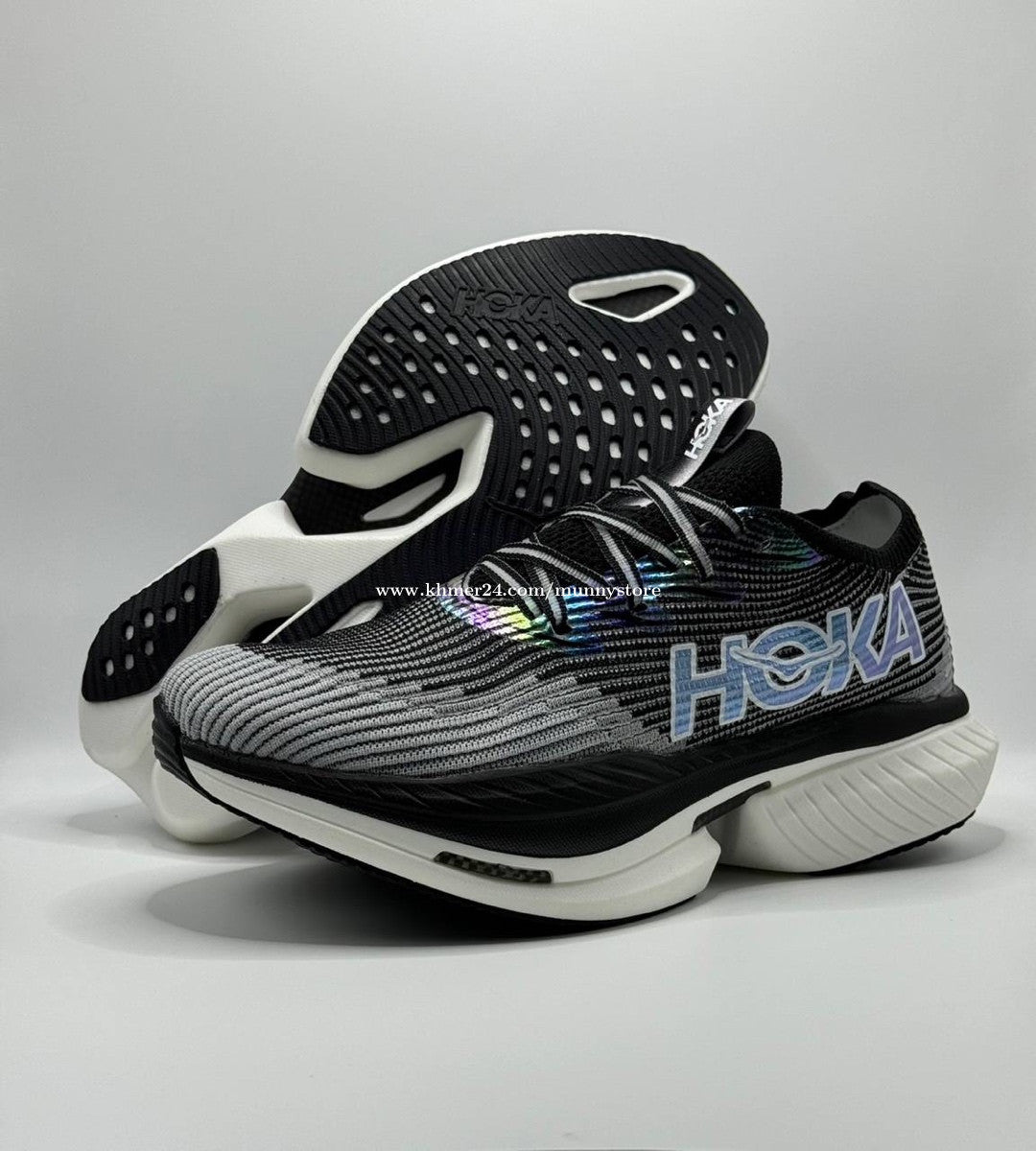 Hoka corban plate uk version