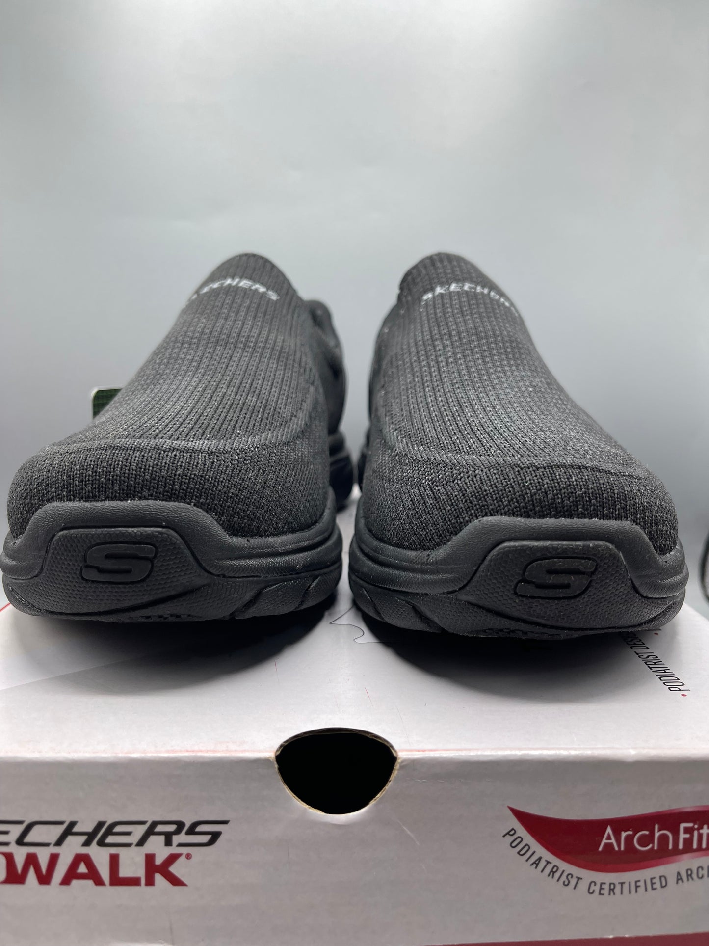 Skechers✅ triple layer medicated  foam extra comfortable.