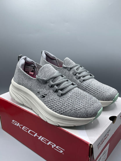 Skechers✅ triple layer medicated  foam extra comfortable.