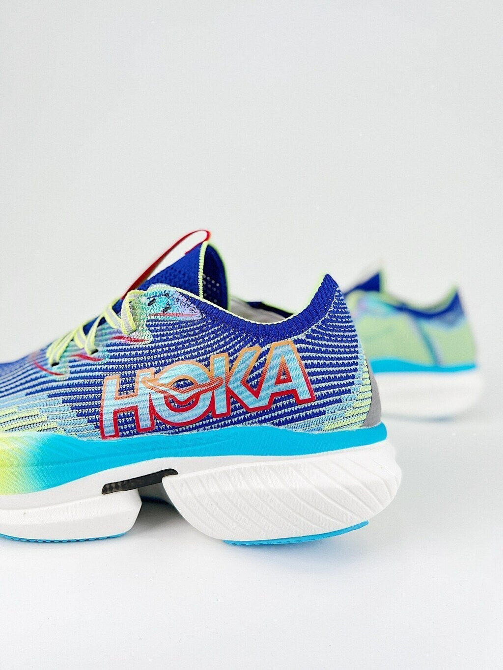 Hoka corban plate uk version