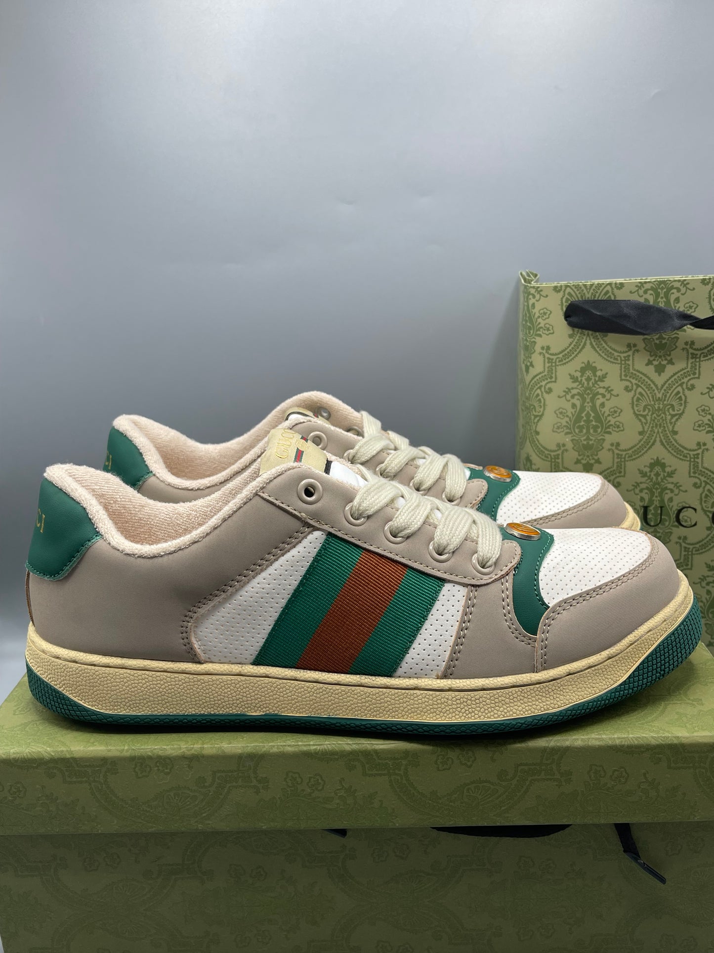 Gucci sneaker uk lot