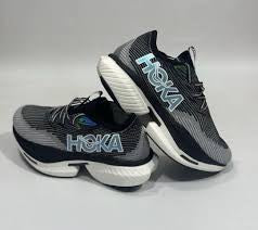 Hoka corban plate uk version