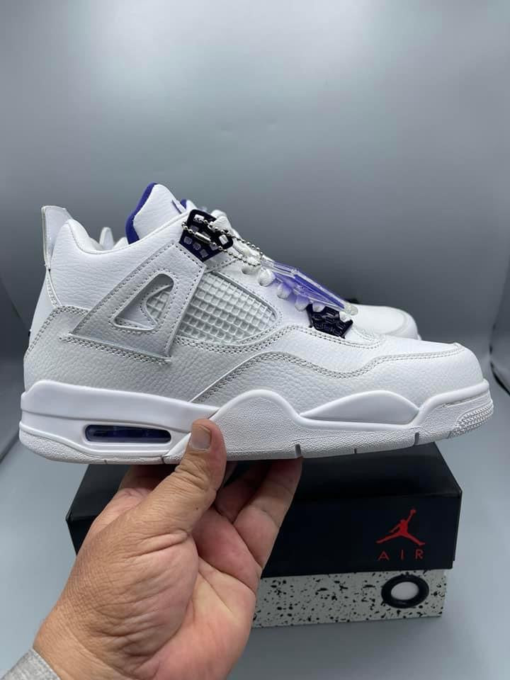 Nike Air Jordan Retro 4