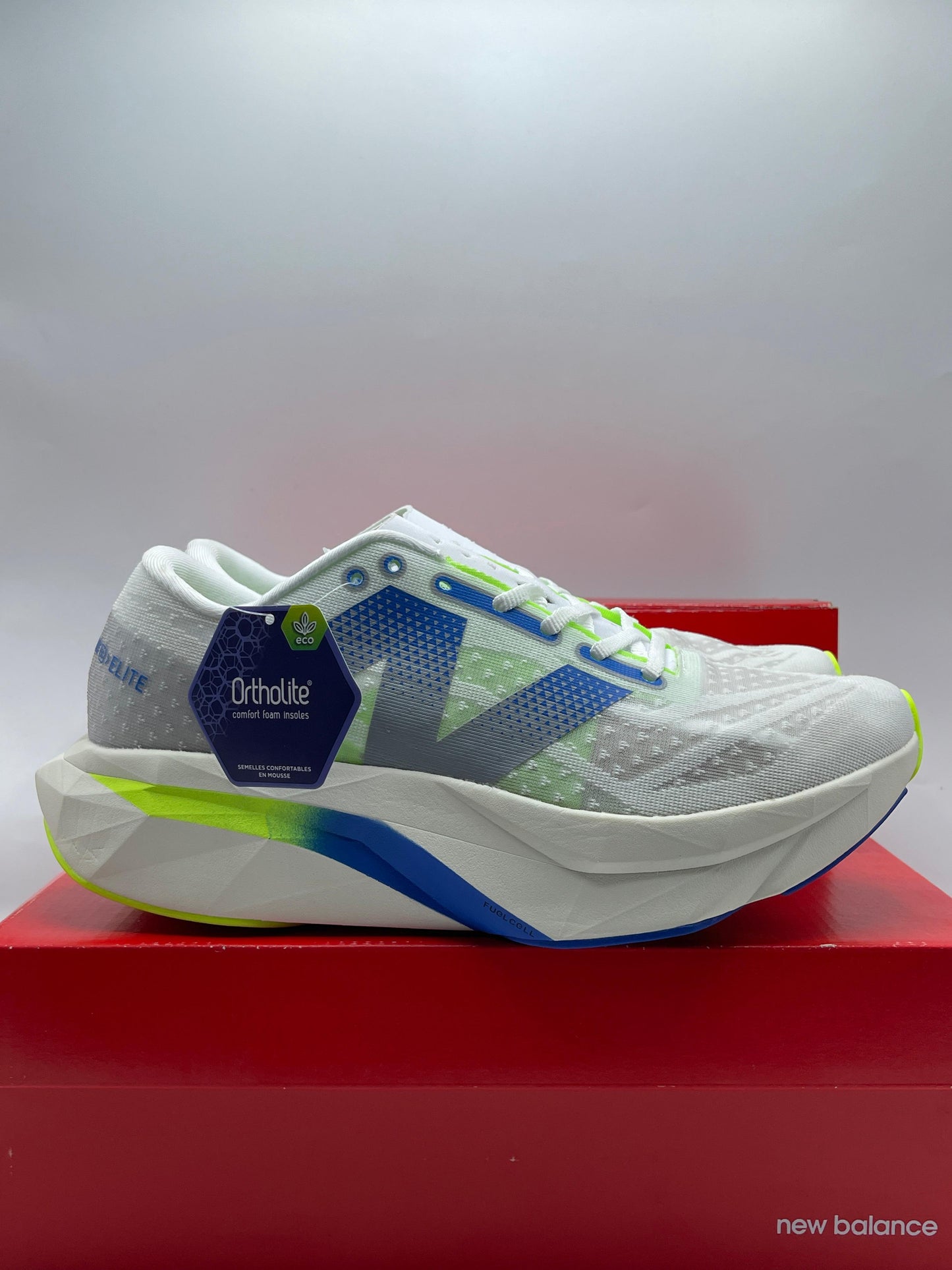 New Balance FuelCell Rebel V4